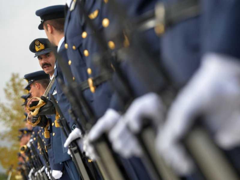«Σήμα κινδύνου» για τις Στρατιωτικές Σχολές: Νέο νομοσχέδιο τις εξαρτά με αμυντική εταιρεία και οδηγεί σε απαξίωση τις ΑΣΣΥ;