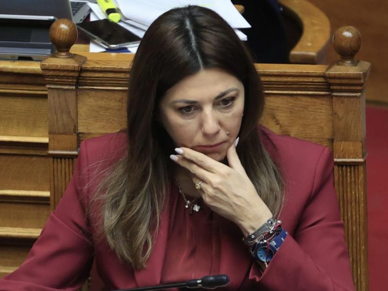 Σοφία Ζαχαράκη: Νομοτεχνικές βελτιώσεις στο νομοσχέδιο - Τι αλλάζει σε κατατακτήριες, Πολλαπλό βιβλίο, Ειδική Αγωγή και ΑΕΙ