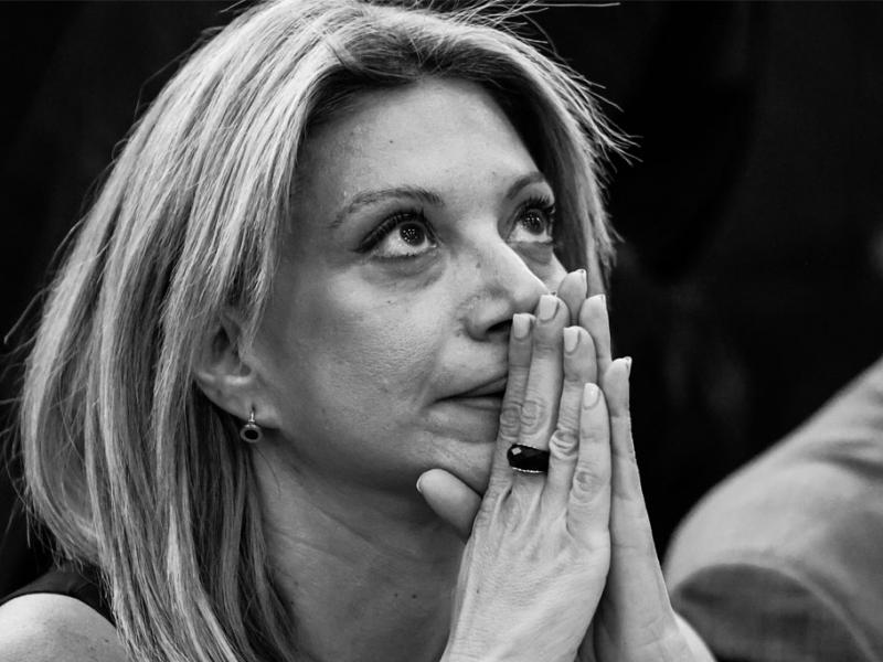 Σφοδρή επίθεση της Μαρίας Καρυστιανού στα «Ellinika Hoaxes»: «Στηρίζουν πιστά τις θέσεις της κυβέρνησης»