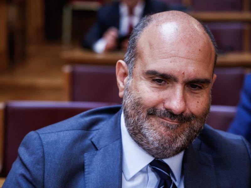 Βγήκαν τα «μαχαίρια» στη ΝΔ: Μήνυμα Μαρκόπουλου σε Μητσοτάκη – «Εγώ φραπέδες δεν θέλω, με σαβούρα δεν πάμε μπροστά»