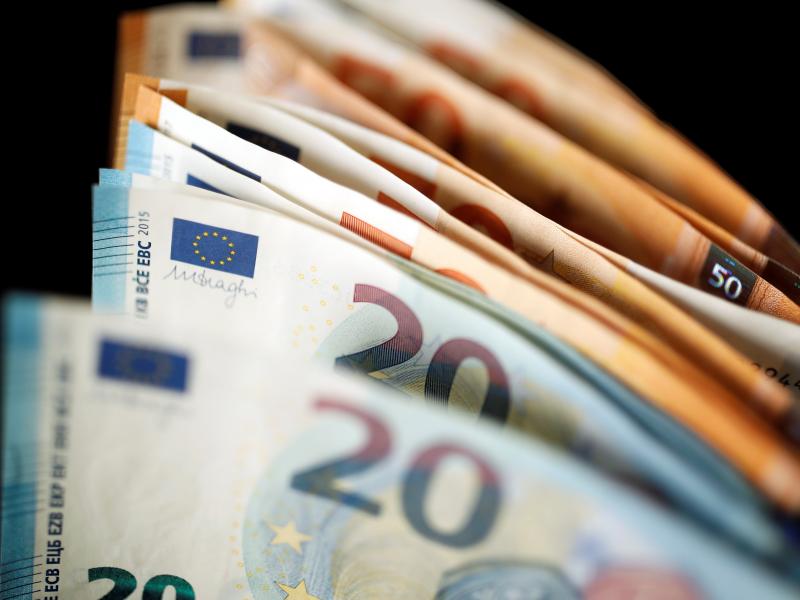 Στα 400 ευρώ η έκτακτη ενίσχυση για τον κορονοϊό