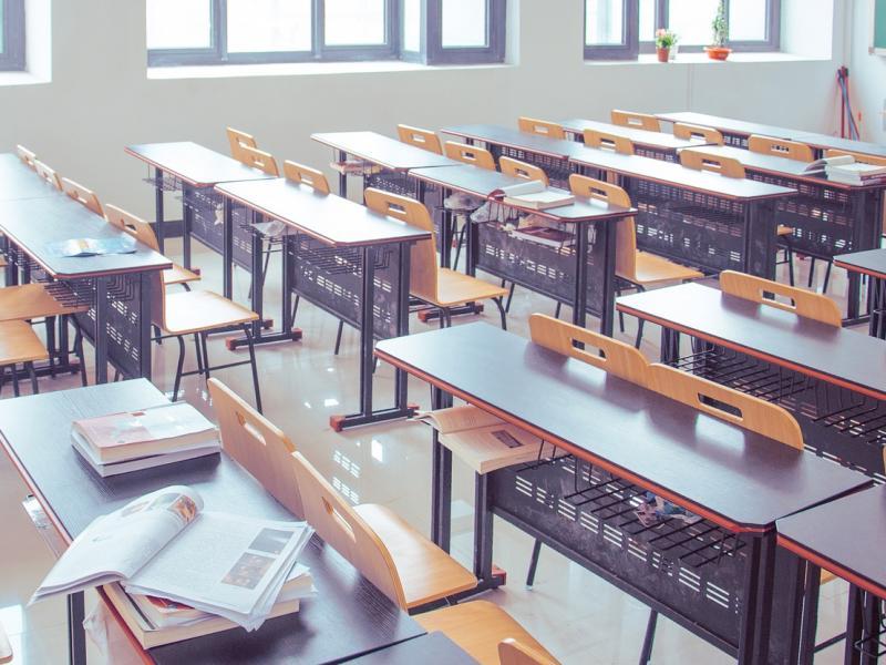 Καταγγελία: Τα Εκπαιδευτήρια Ζηρίδη ζητούν κατάργηση της νομοθεσίας και σπρώχνουν στο γκρεμό τους εκπαιδευτικούς