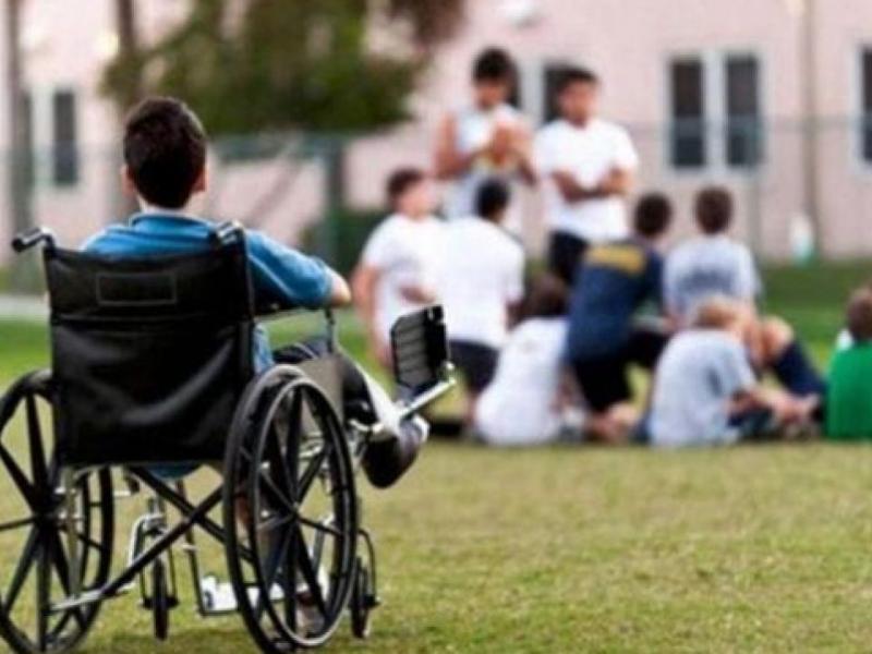 Σε δημόσια διαβούλευση το νομοσχέδιο για τα άτομα με αναπηρία - Τι προβλέπεται για την εκπαίδευση