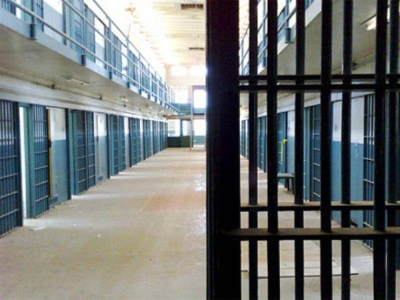 Φυλακές Ιωαννίνων: Εξαρθρώθηκε κύκλωμα - Εμπλεκόμενοι σωφρονιστικοί και αστυνομικός