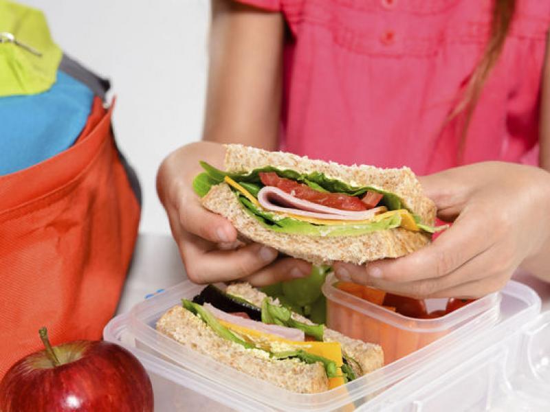 Σχολικά γεύματα: Σε 1.530 σχολεία θα εφαρμοστεί φέτος το πρόγραμμα (ΦΕΚ)