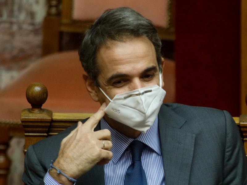 Κυριάκος Μητσοτάκης με μάσκα