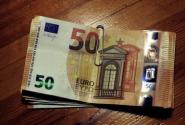 επιδομα voucher 1000 euro