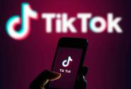 ΗΠΑ: Ο Τραμπ λέει ότι θα απαγορεύσει το TikTok στις ΗΠΑ