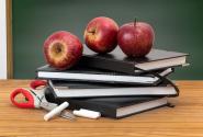 school_education_tetradia_notbook_kimolies_chalks_apple.jpg